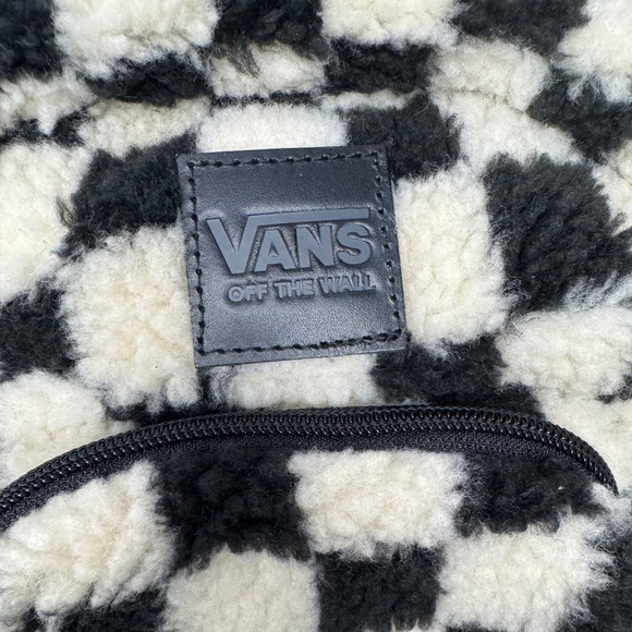 VANS MINI BACKPACK CHECKERED BLACK AND WHITE - Picture 7 of 7